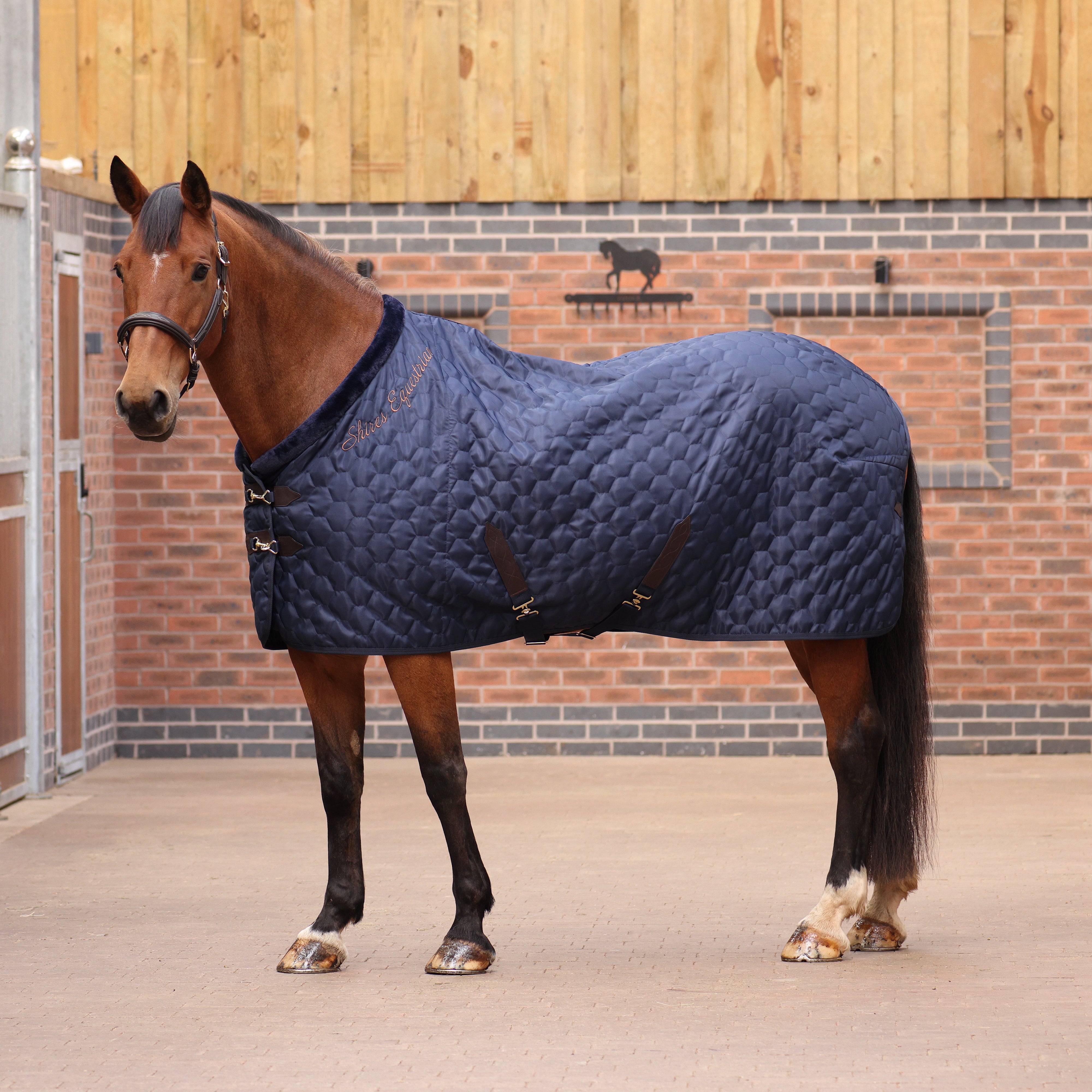 Shires Deluxe Quilted Rug